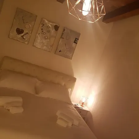 Appartement Palazzo Ponte Pietra *